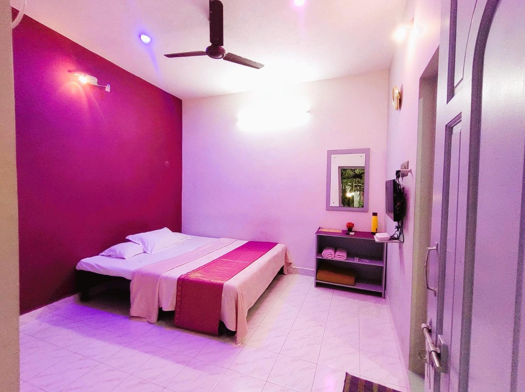 The Well Beach Side Guest House Auroville Ngoại thất bức ảnh