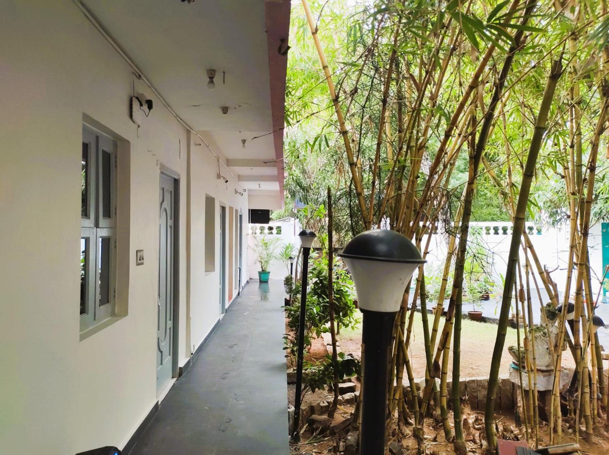 The Well Beach Side Guest House Auroville Ngoại thất bức ảnh